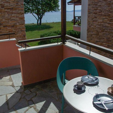 Beachfront Stylish Maisonette In อิเอริสโซส ภายนอก รูปภาพ