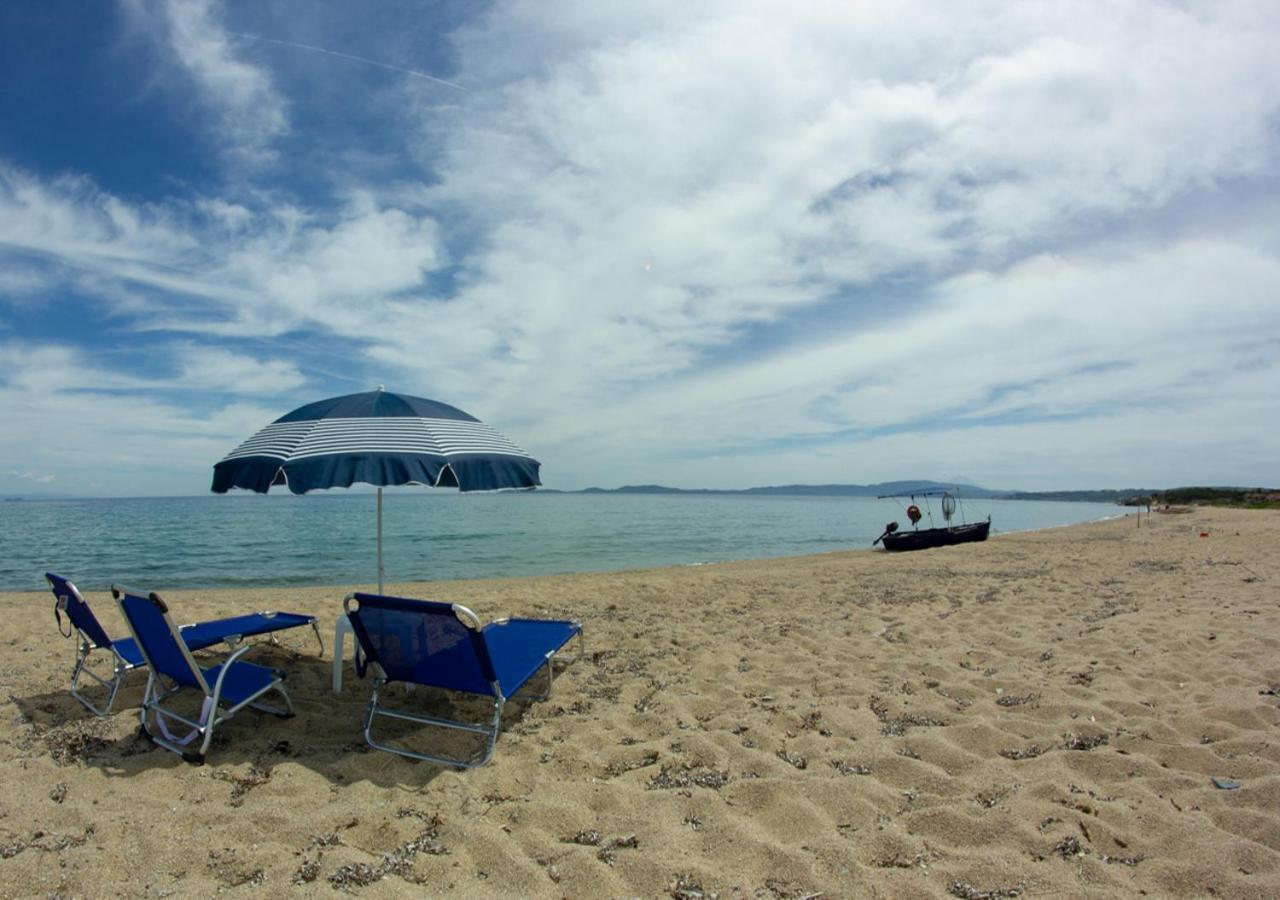 Beachfront Stylish Maisonette In อิเอริสโซส ภายนอก รูปภาพ