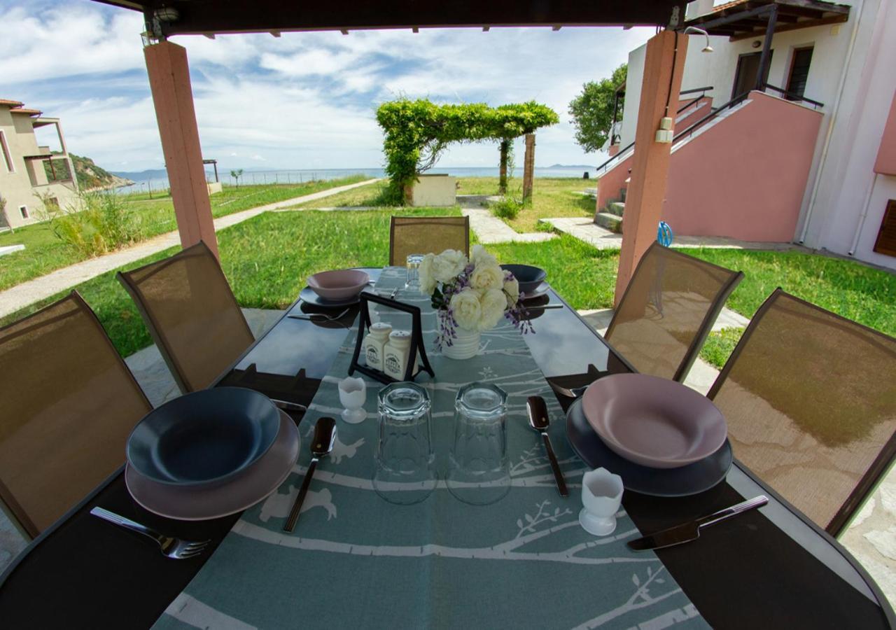 Beachfront Stylish Maisonette In อิเอริสโซส ภายนอก รูปภาพ